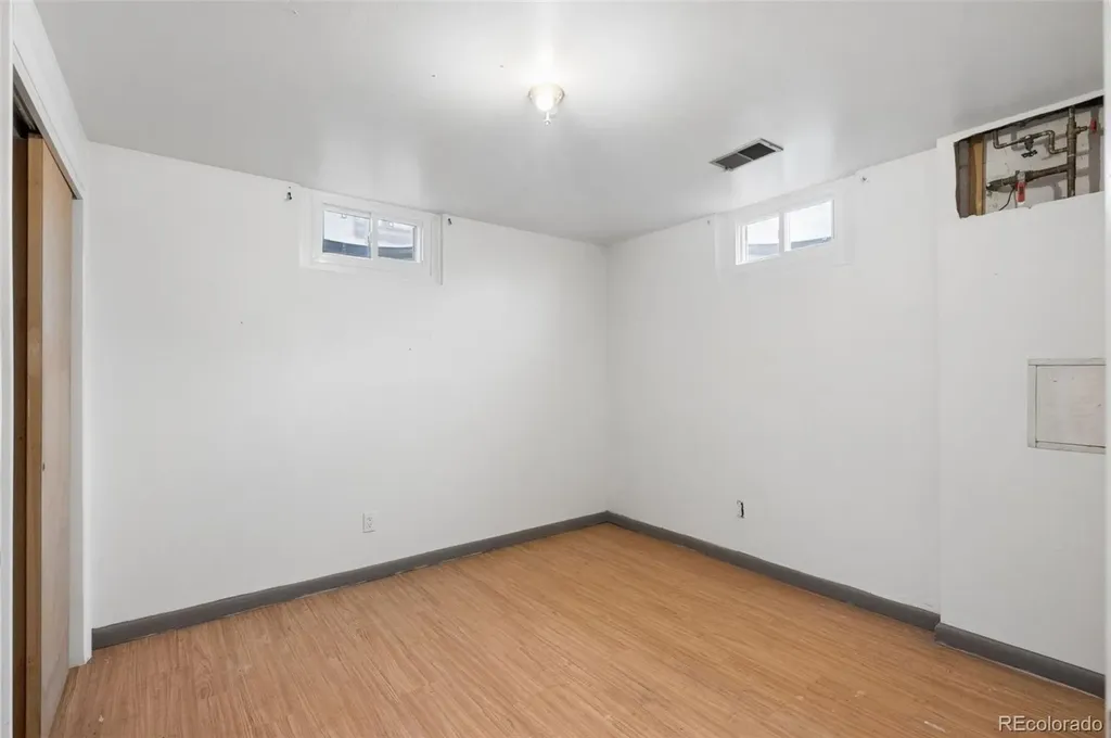 1207 S Gray Street Lakewood CO 80232