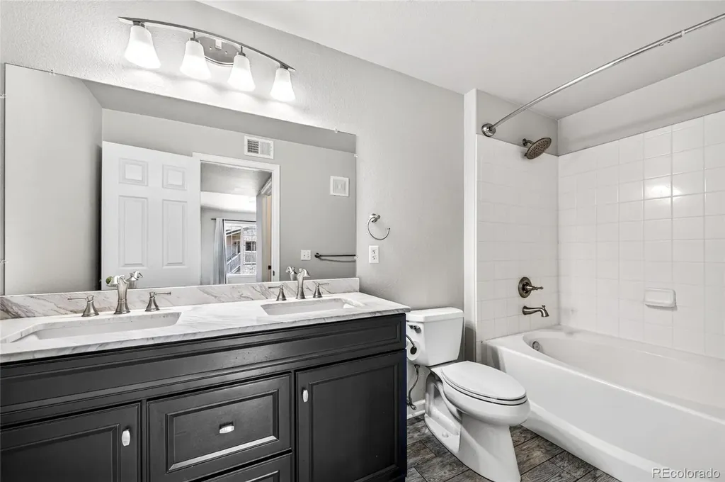 9992 E Idaho Circle Aurora CO 80247