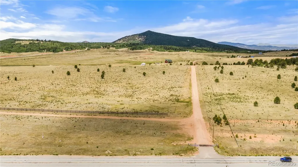 11881 Sh 67 Divide CO 80814