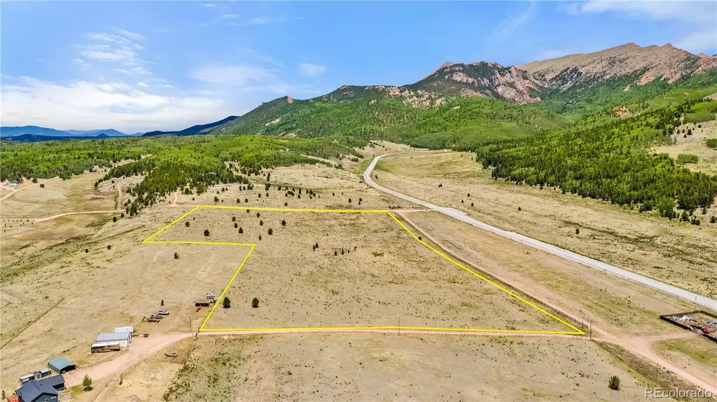 11881 Sh 67 Divide CO 80814
