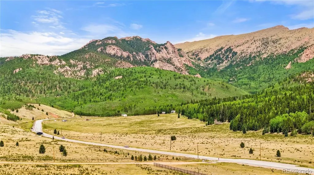 11881 Sh 67 Divide CO 80814
