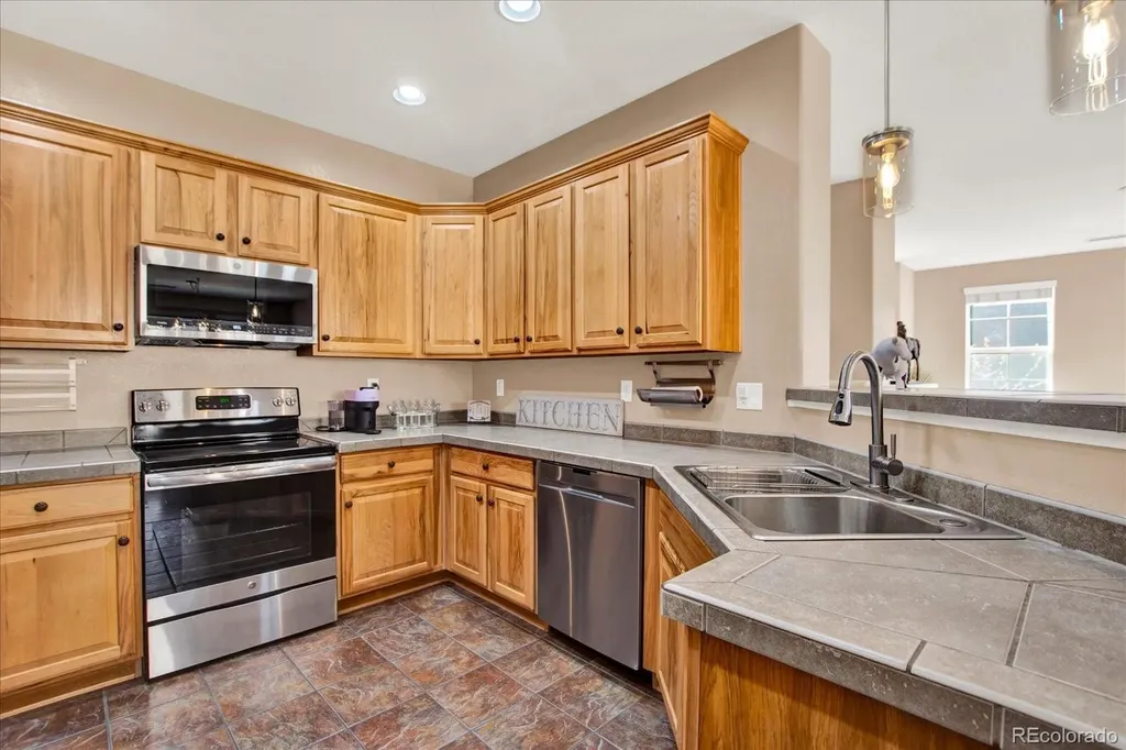 9451 Elmhurst Lane Highlands Ranch CO 80129