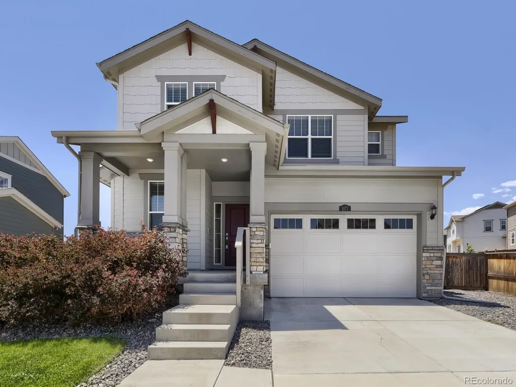 Elizabeth CO, 1071 Black Saddle Street
