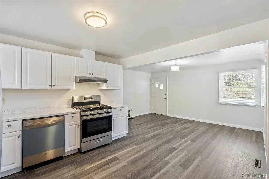 320 Stuart Street Denver CO 80219