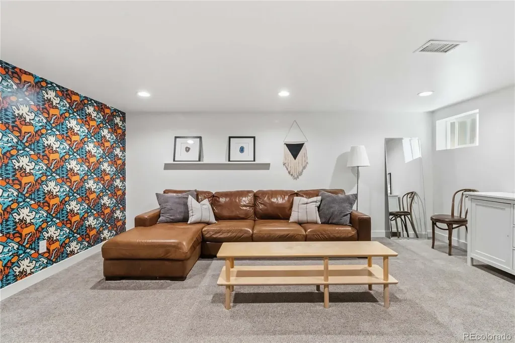 6962 S Cherokee Street Littleton CO 80120