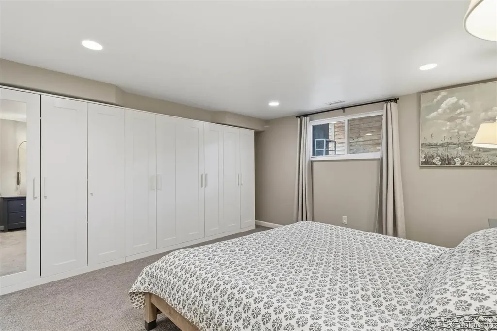 6962 S Cherokee Street Littleton CO 80120