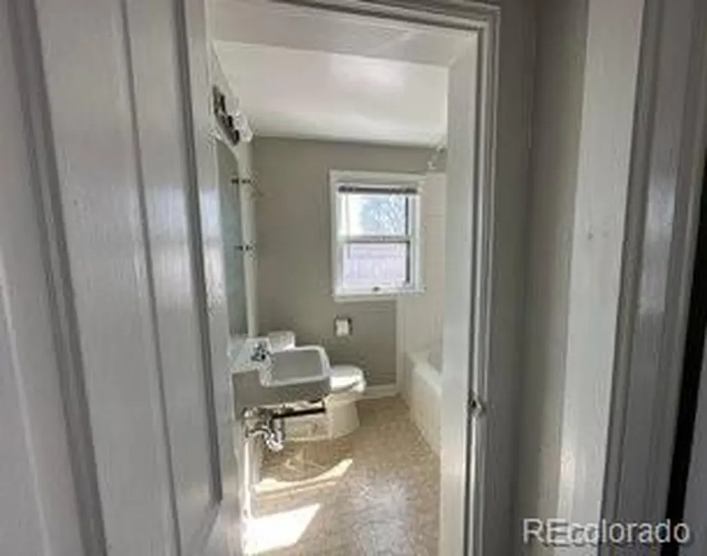 446 E 4th Street Loveland CO 80537
