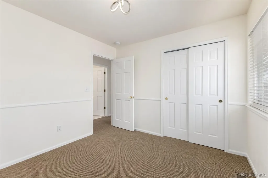 8825 Fairview Oaks Place Lone Tree CO 80124
