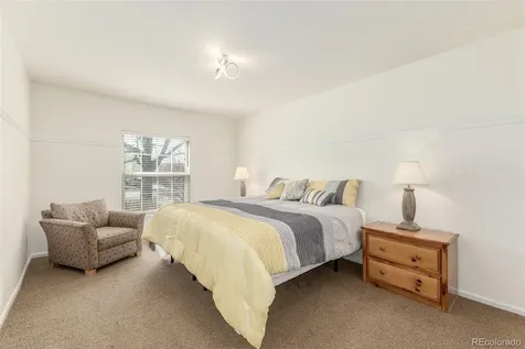 8825 Fairview Oaks Place Lone Tree CO 80124