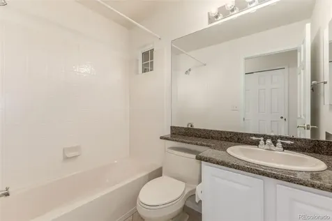 8825 Fairview Oaks Place Lone Tree CO 80124