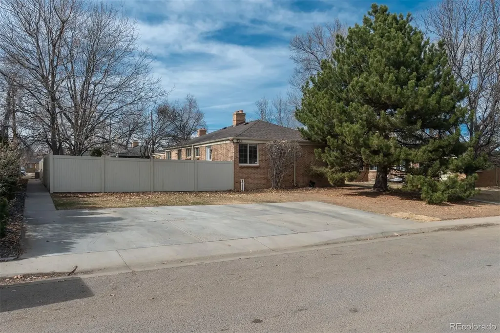 777 Forest Street Denver CO 80220