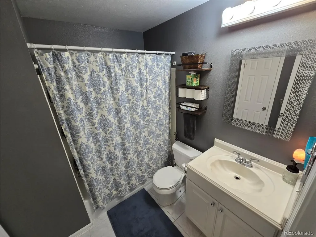 14232 E Hawaii Circle Aurora CO 80012
