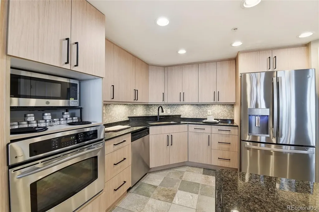 8100 E Union Avenue Denver CO 80237