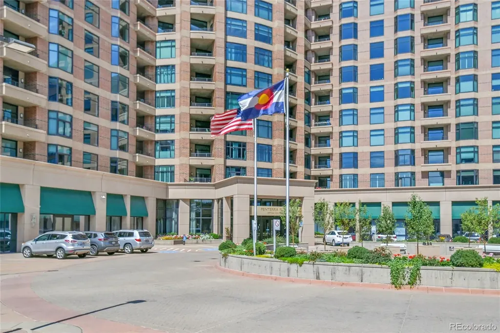 8100 E Union Avenue Denver CO 80237