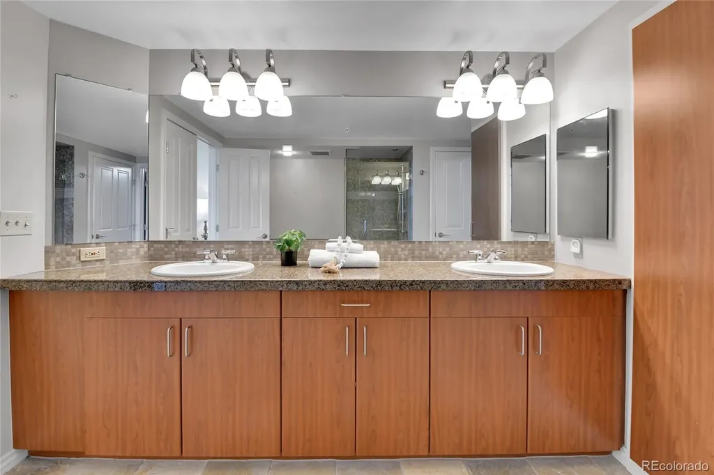 8100 E Union Avenue Denver CO 80237