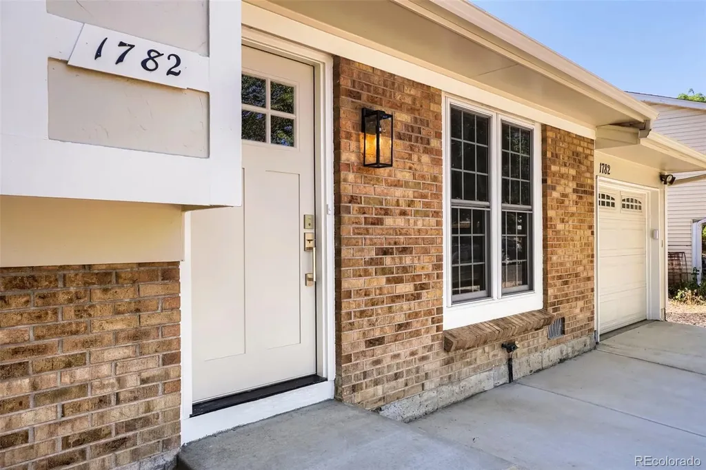 1782 S Sedalia Circle Aurora CO 80017