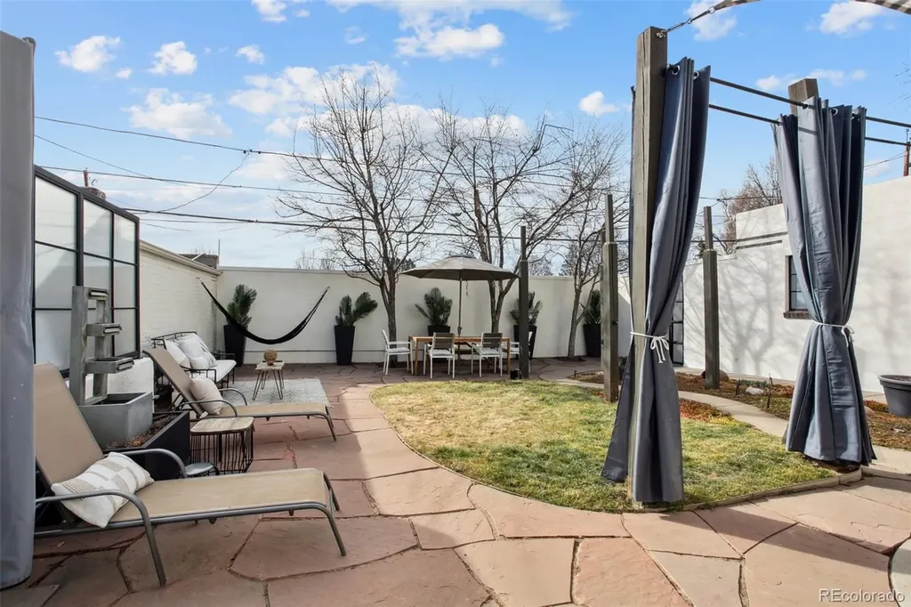 1521 Monaco Parkway Denver CO 80220