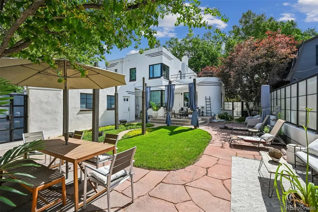 1521 Monaco Parkway Denver CO 80220