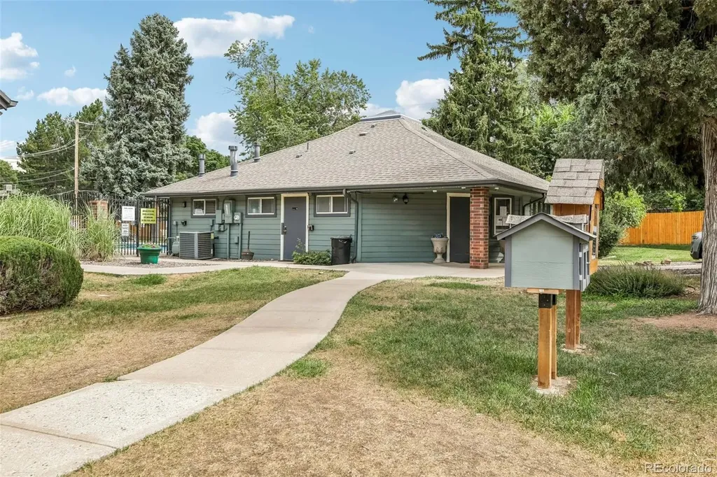 3576 S Depew Street Denver CO 80235