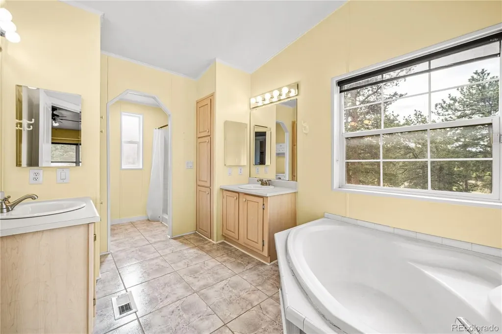 41 N Matterhorn Circle Westcliffe CO 81252
