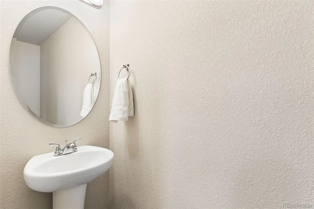 4075 Tiberias Point Colorado Springs CO 80916