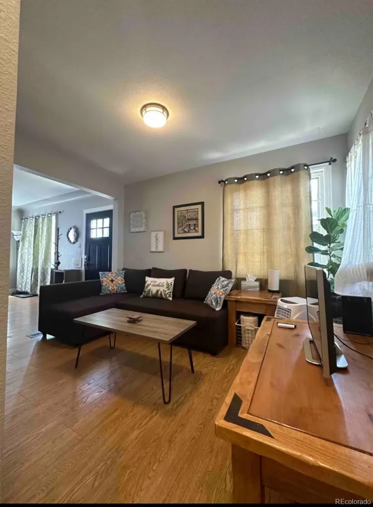 164 S Ogden Street Denver CO 80209
