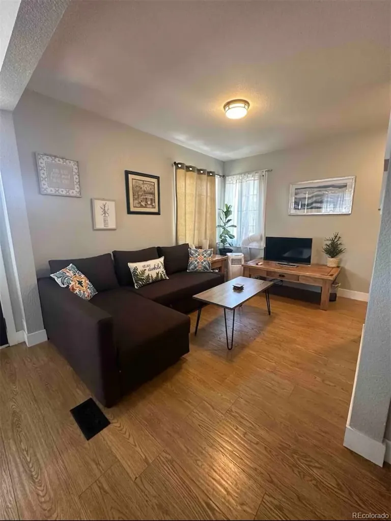 164 S Ogden Street Denver CO 80209
