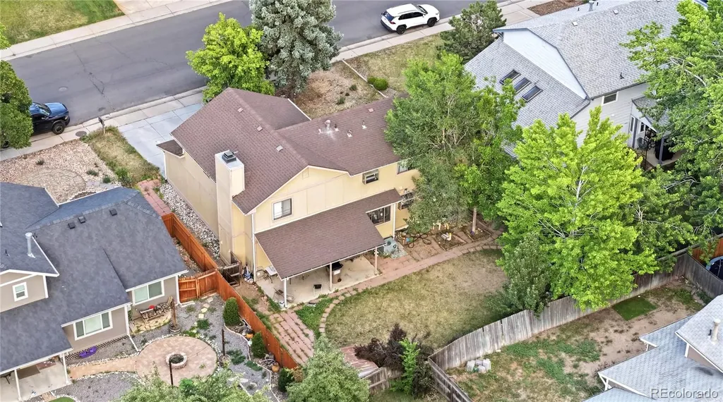 2131 S Newark Way Aurora CO 80014