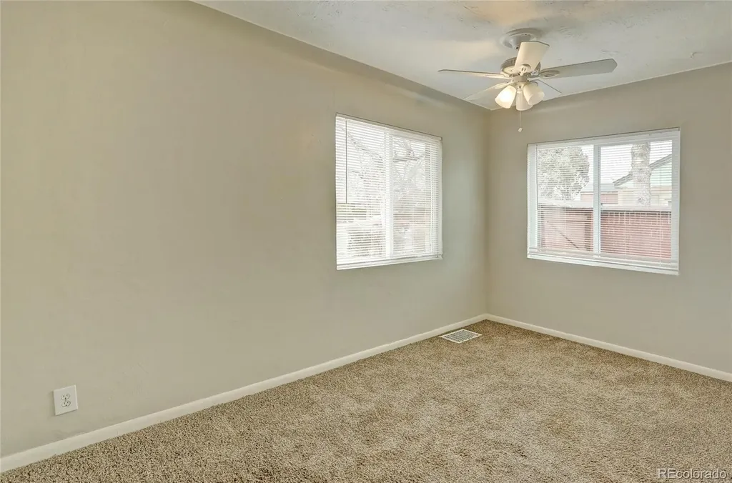 1960 Oswego Street Aurora CO 80010