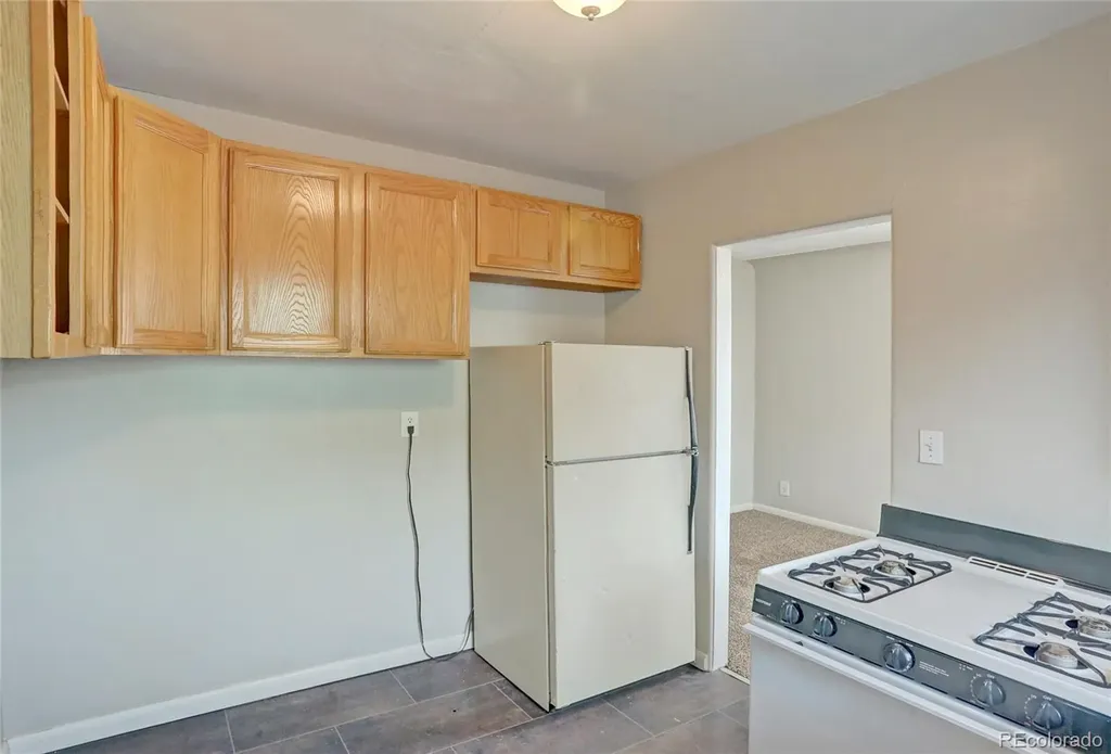 1960 Oswego Street Aurora CO 80010