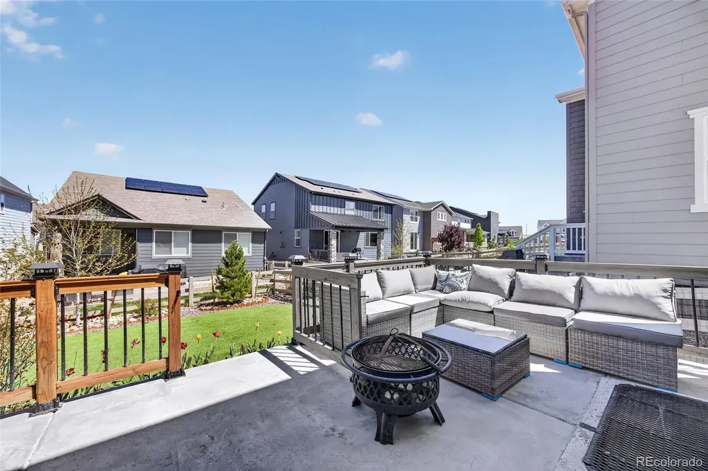 9779 Rosalee Peak Street Littleton CO 80125