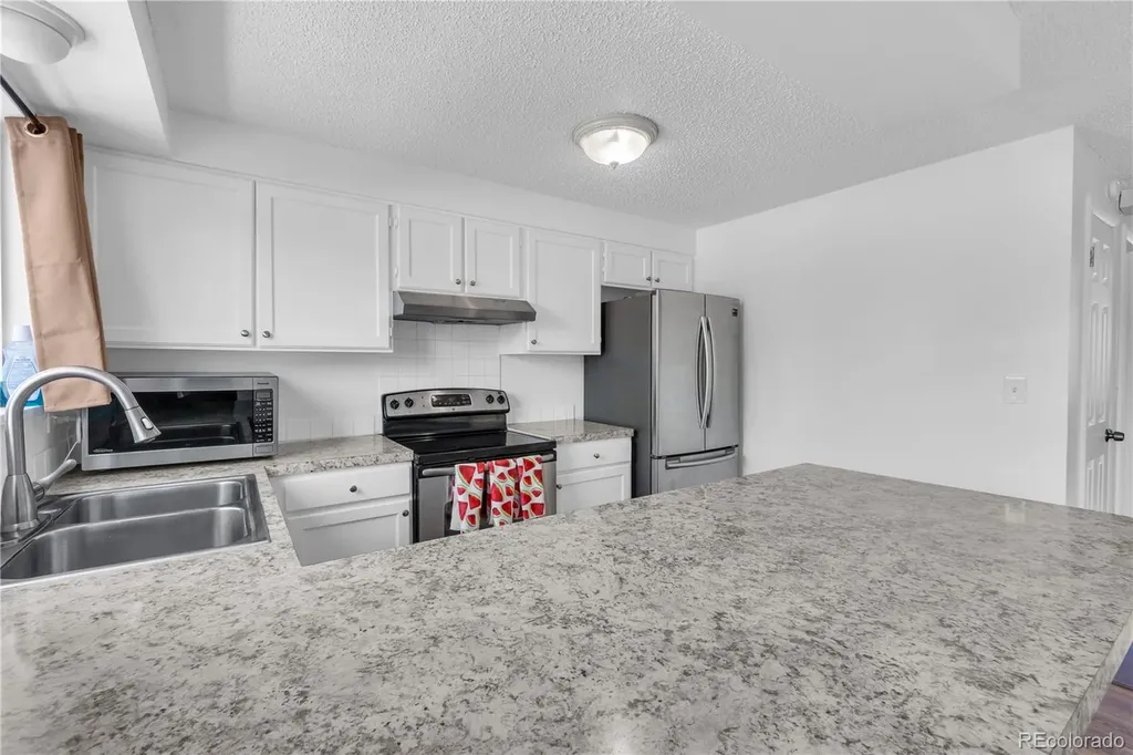 9461 W 47th Avenue Wheat Ridge CO 80033