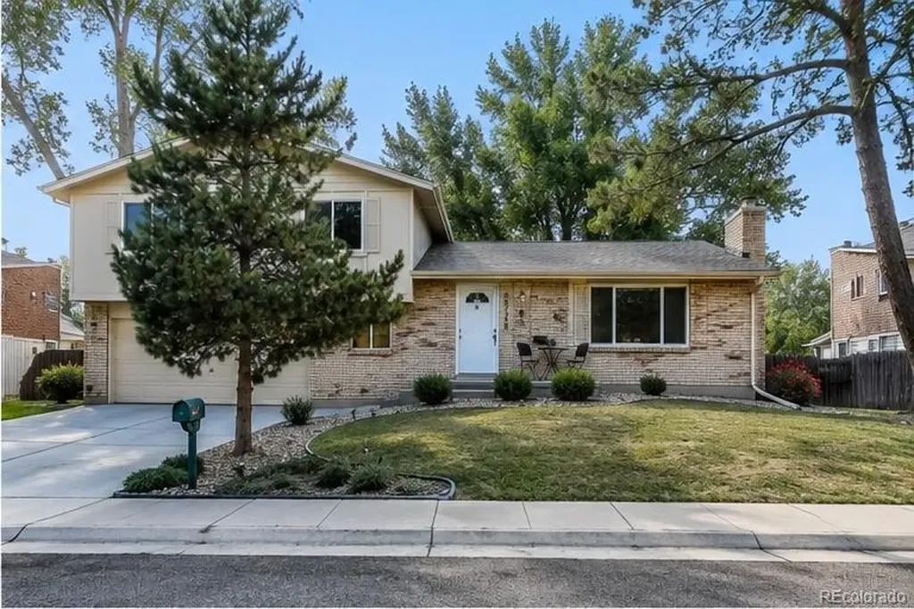 8229 Harlan Court Arvada CO 80003