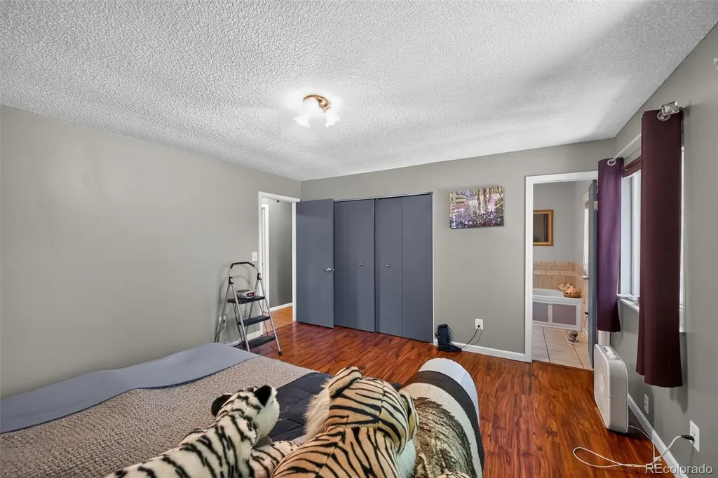11892 W Dumbarton Drive Morrison CO 80465