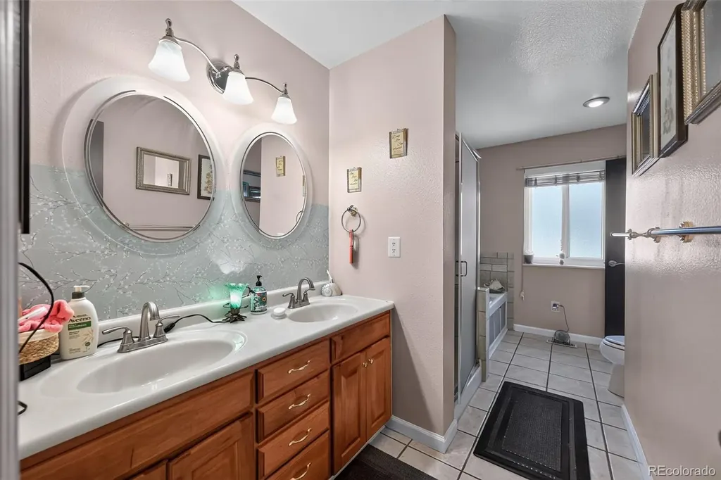 11892 W Dumbarton Drive Morrison CO 80465