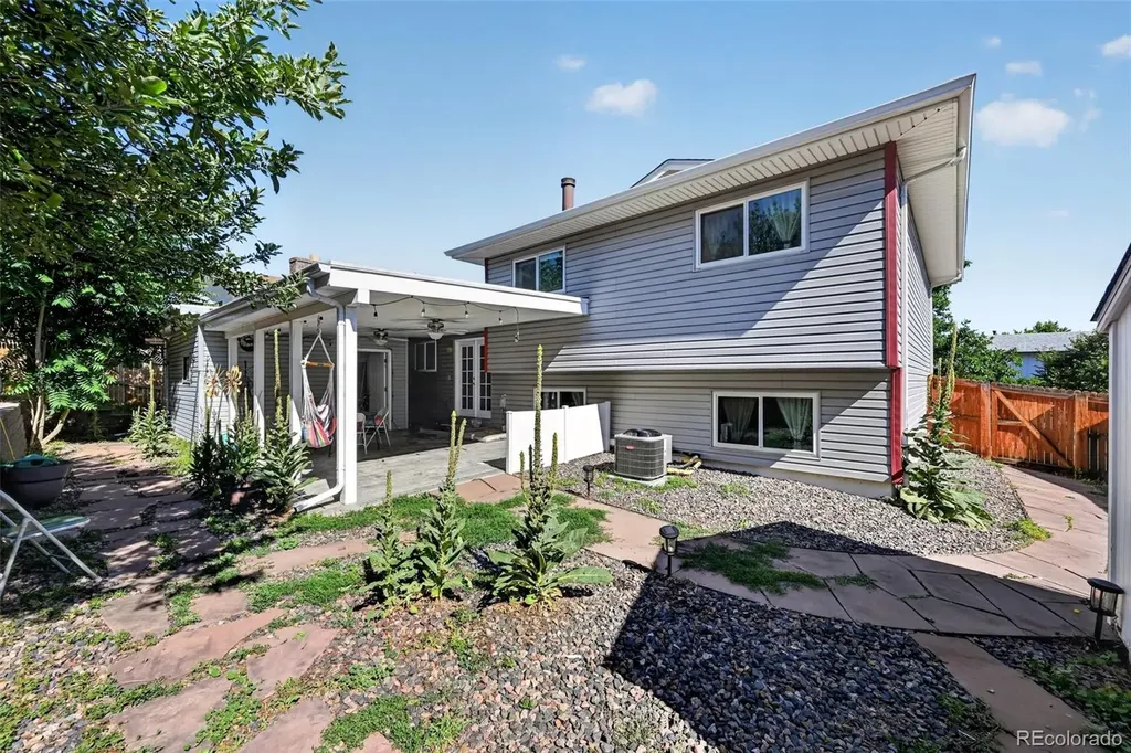11892 W Dumbarton Drive Morrison CO 80465