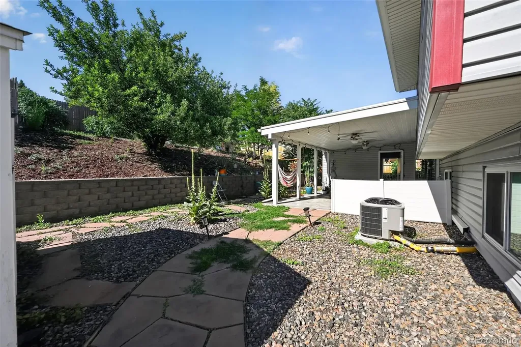 11892 W Dumbarton Drive Morrison CO 80465