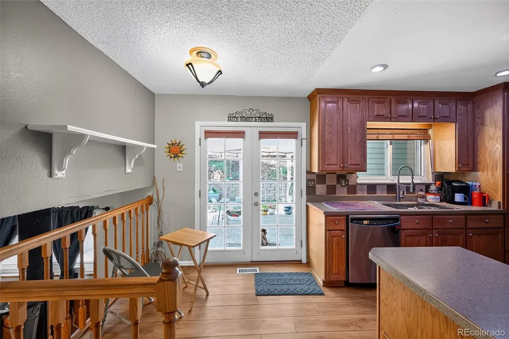 11892 W Dumbarton Drive Morrison CO 80465