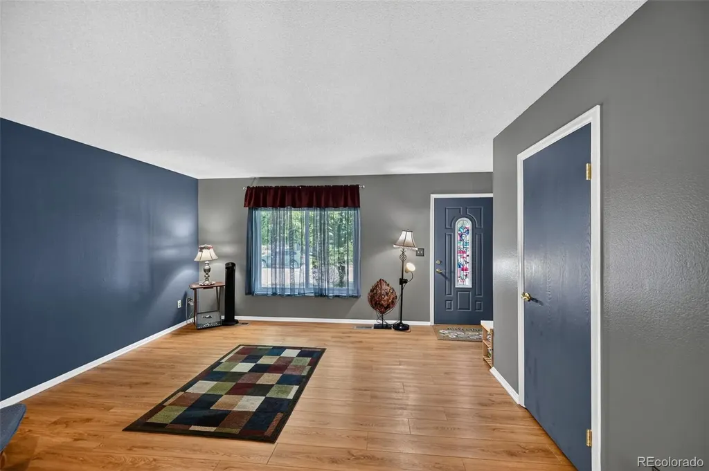 11892 W Dumbarton Drive Morrison CO 80465