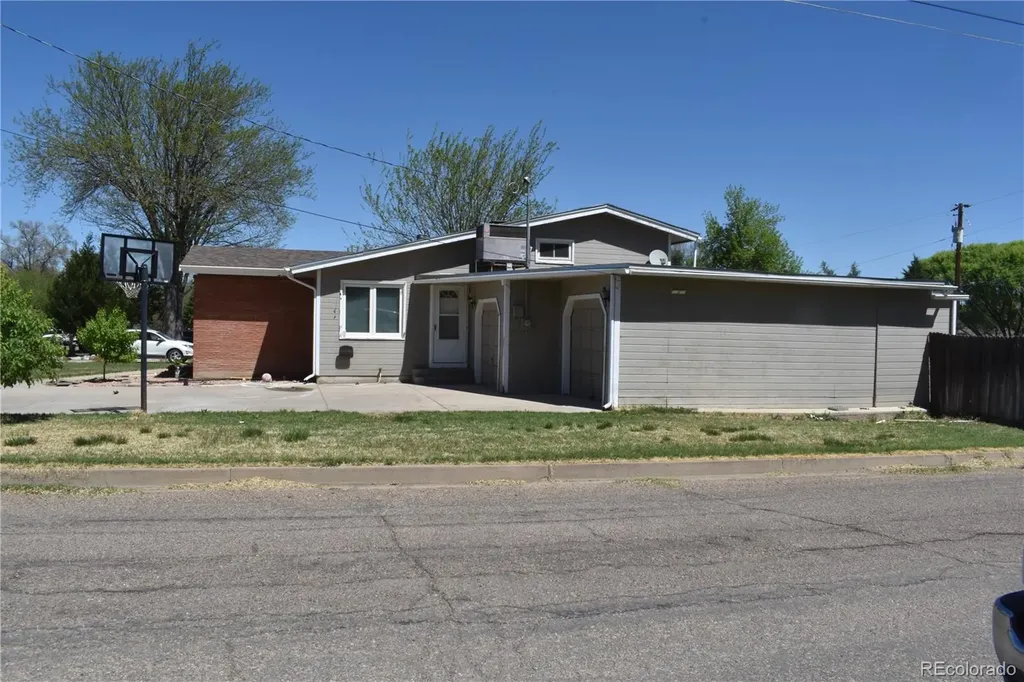 818 S 5th Street Rocky Ford CO 81067