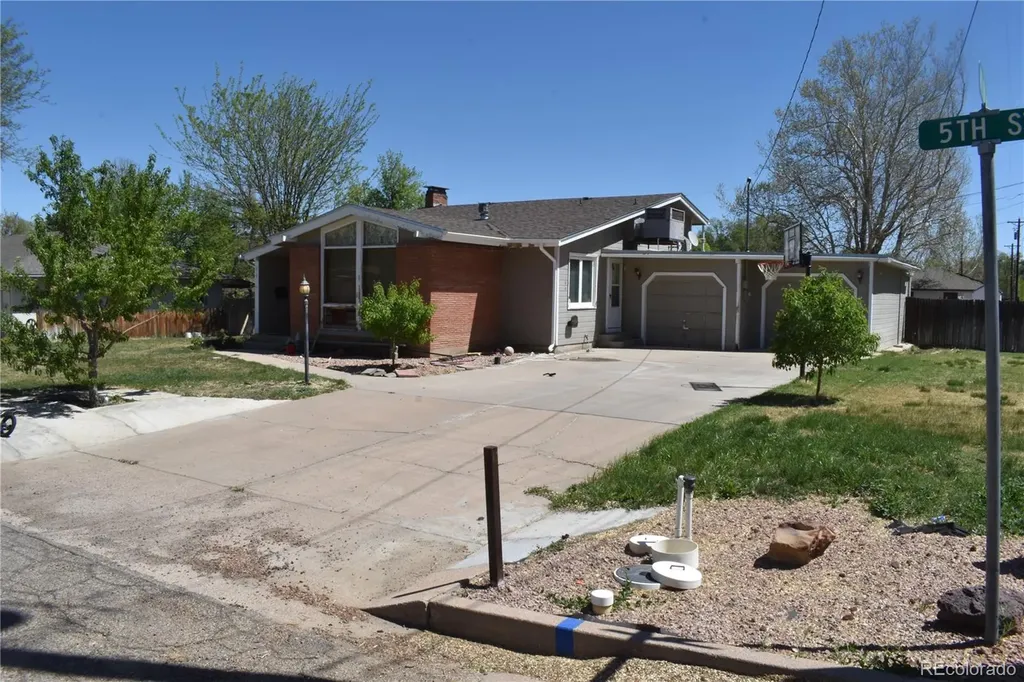 818 S 5th Street Rocky Ford CO 81067