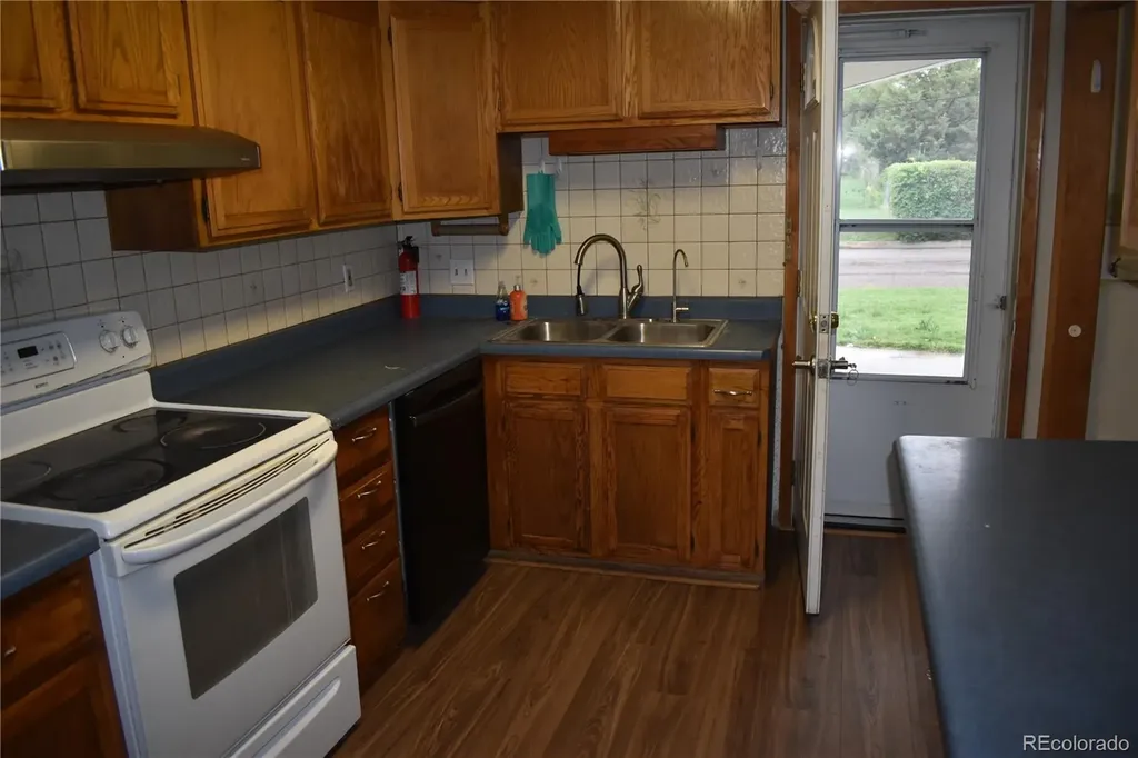 818 S 5th Street Rocky Ford CO 81067