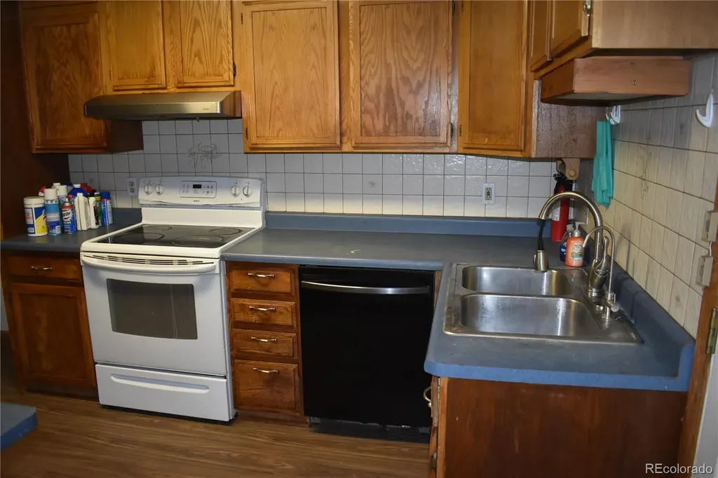 818 S 5th Street Rocky Ford CO 81067
