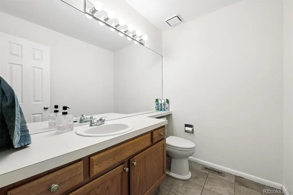 891 S Fairplay Street Aurora CO 80012
