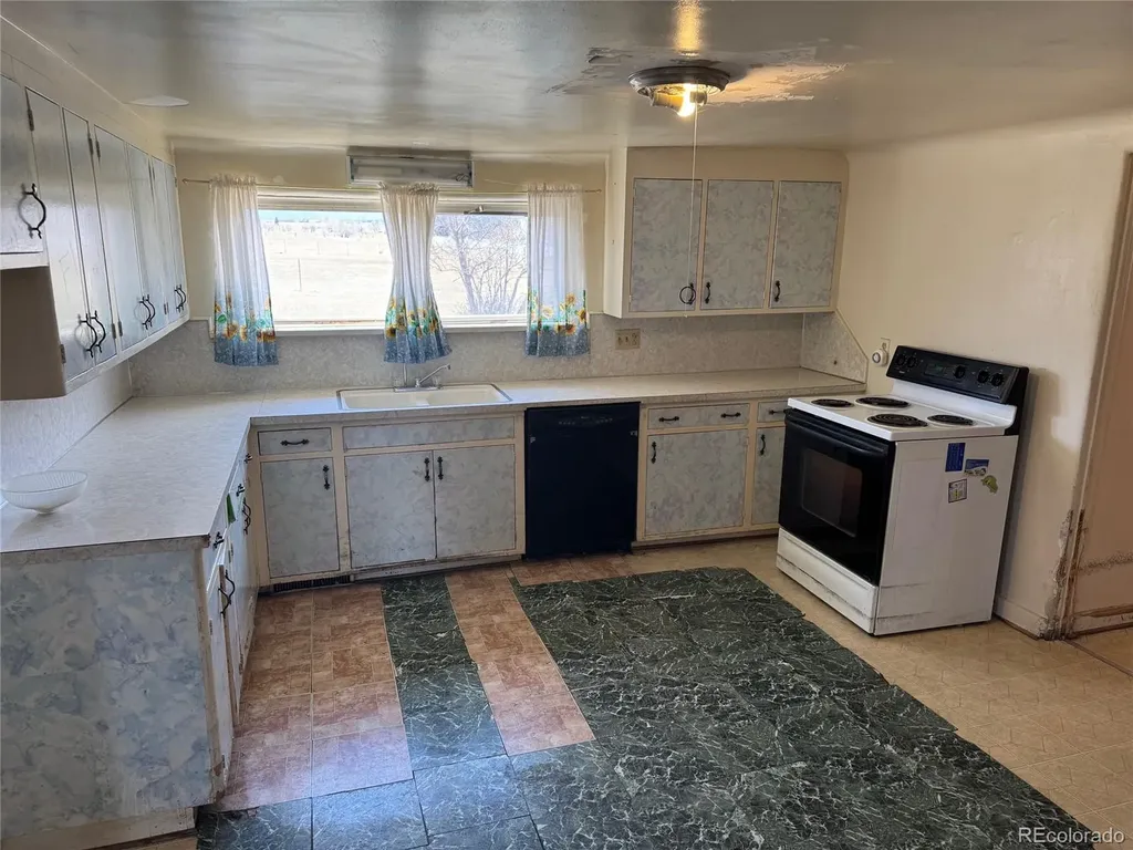 1590 Holman Avenue Salida CO 81201