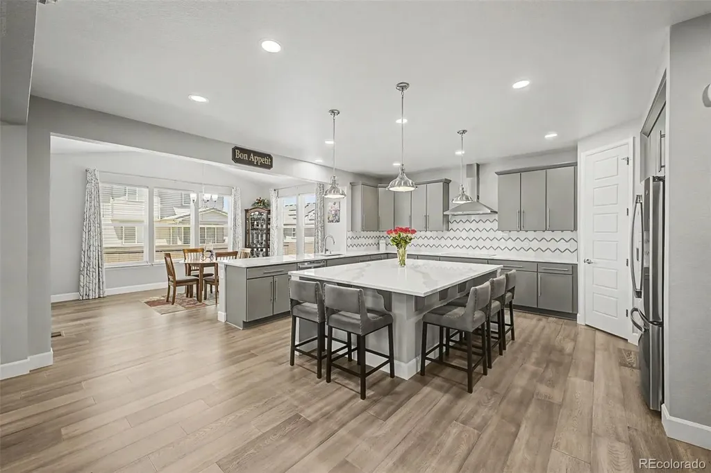 9805 Ceylon Court Commerce City CO 80022