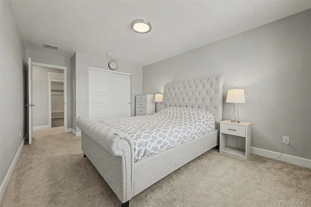 9805 Ceylon Court Commerce City CO 80022