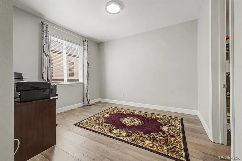 9805 Ceylon Court Commerce City CO 80022