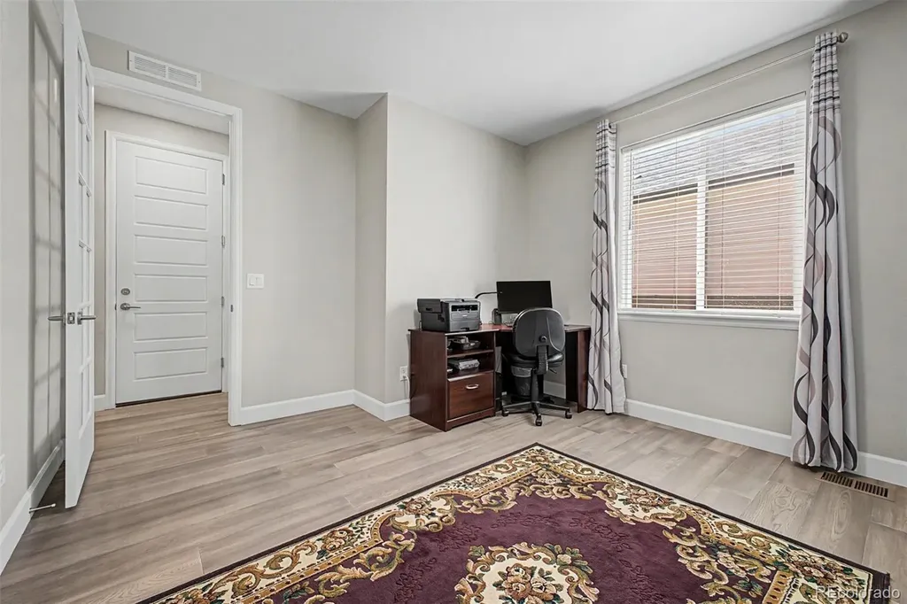 9805 Ceylon Court Commerce City CO 80022