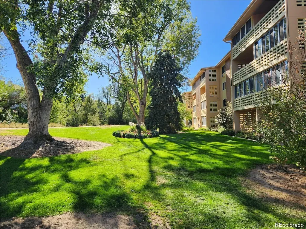 745 S Alton Way Denver CO 80247